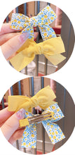 Load image into Gallery viewer, Handmade Bow Clip Set - Cara Mia Kids